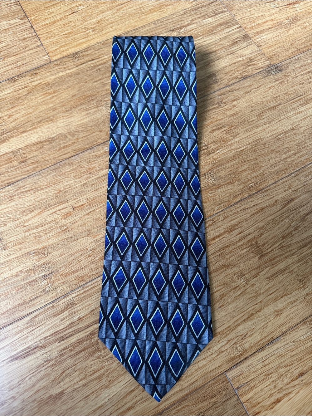 (6t) Louis Roth 100% Silk Handmade Blue Gray Geometric Diamond Men’s Necktie